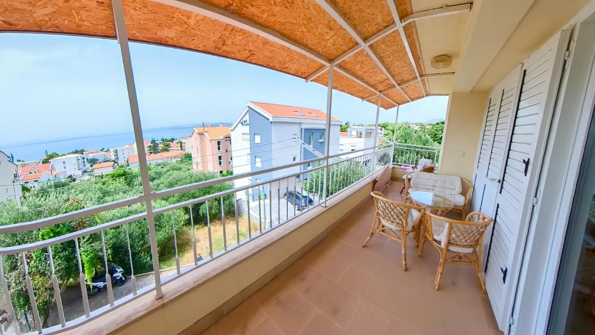 Apartment Huanita Promajna Bagian luar foto