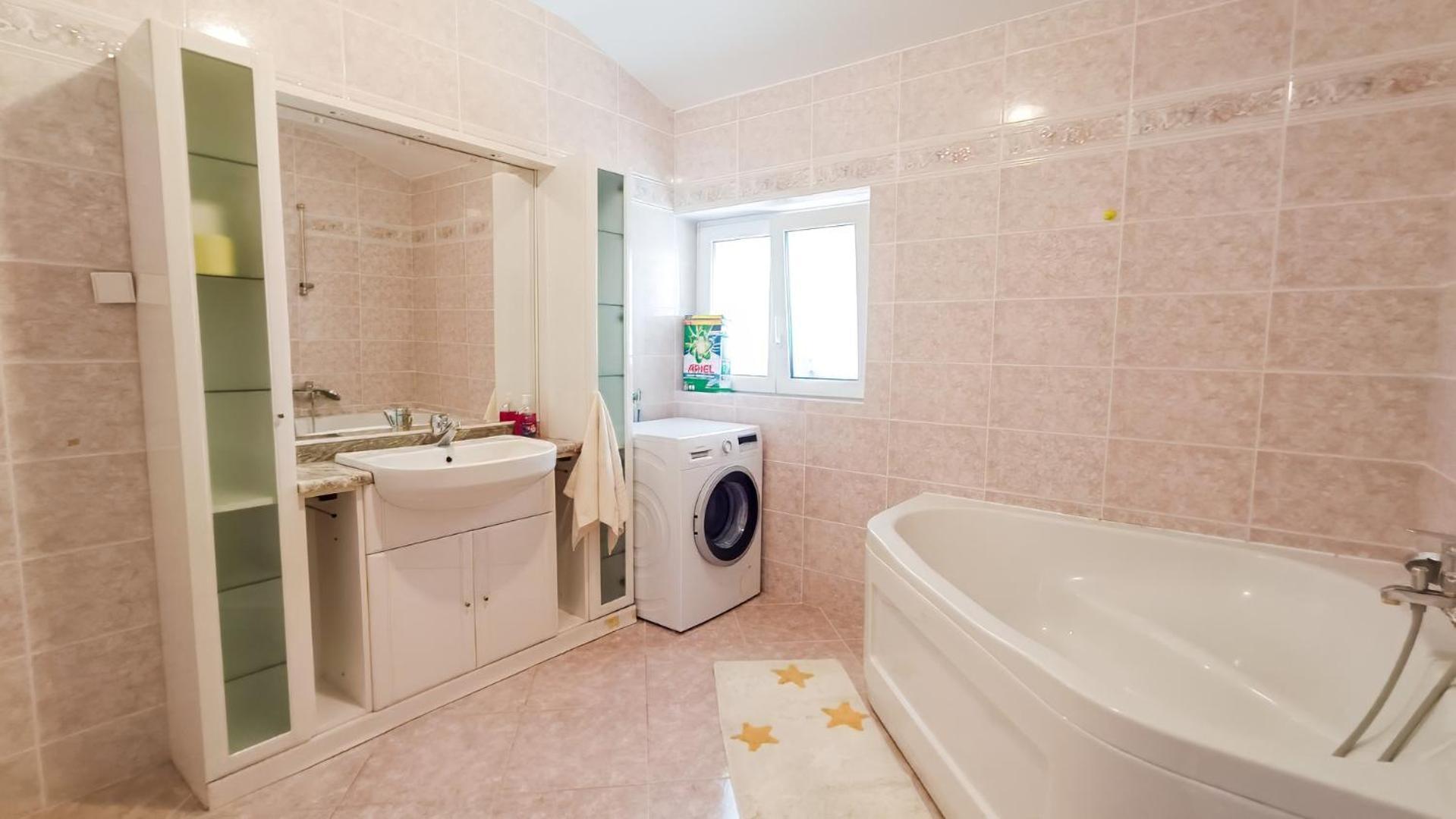 Apartment Huanita Promajna Bagian luar foto