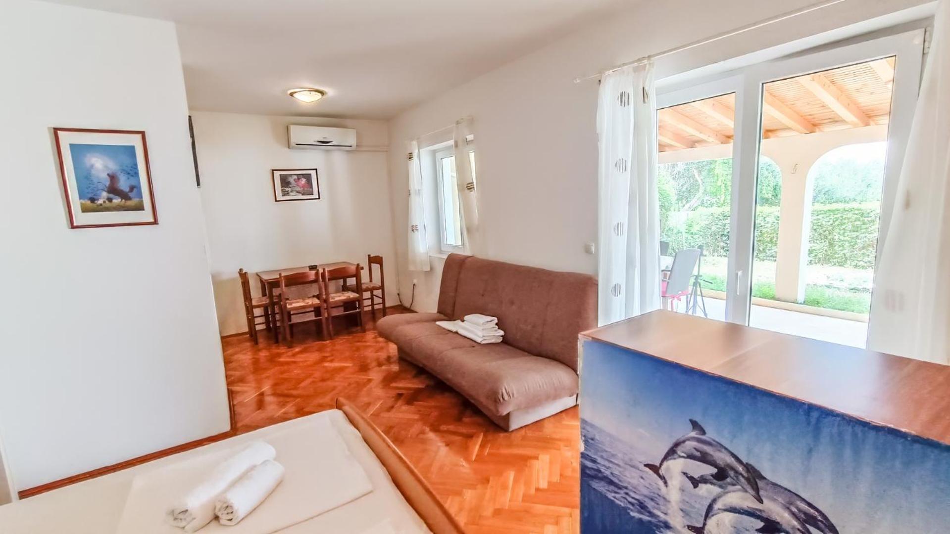 Apartment Huanita Promajna Bagian luar foto