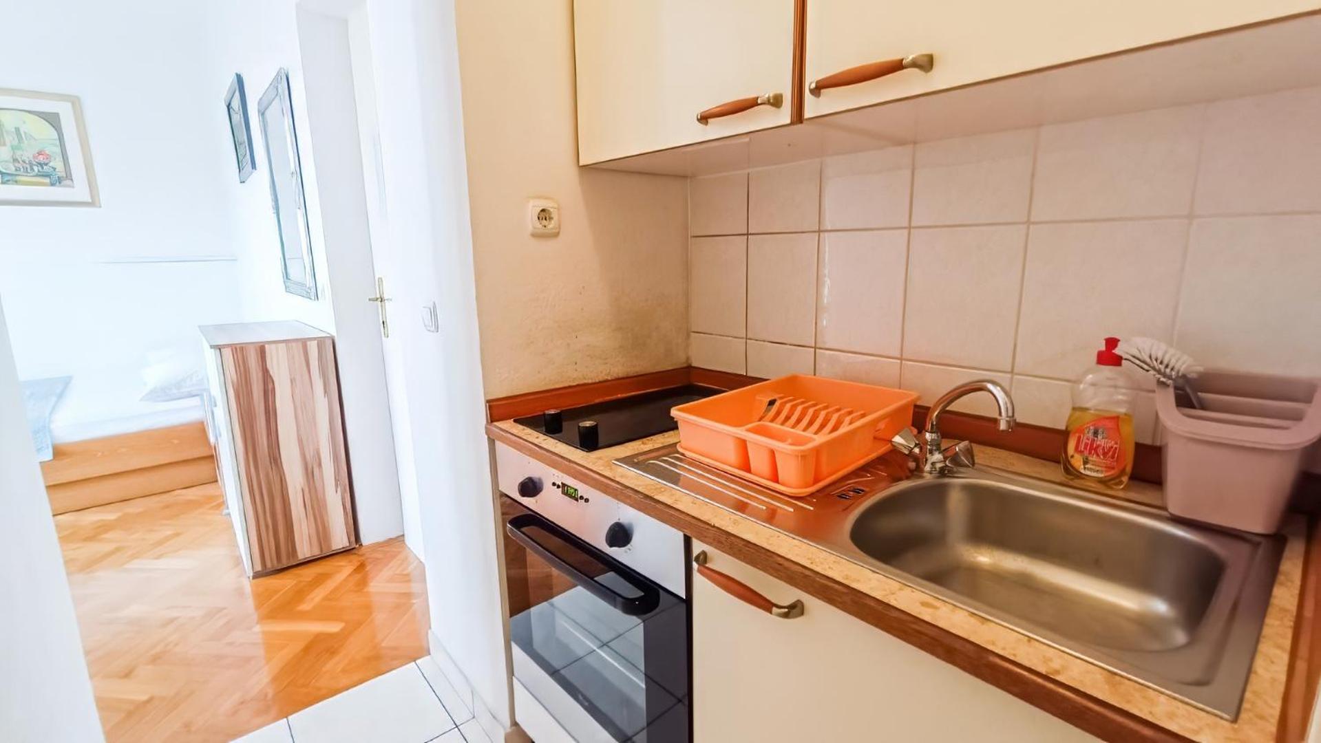 Apartment Huanita Promajna Bagian luar foto