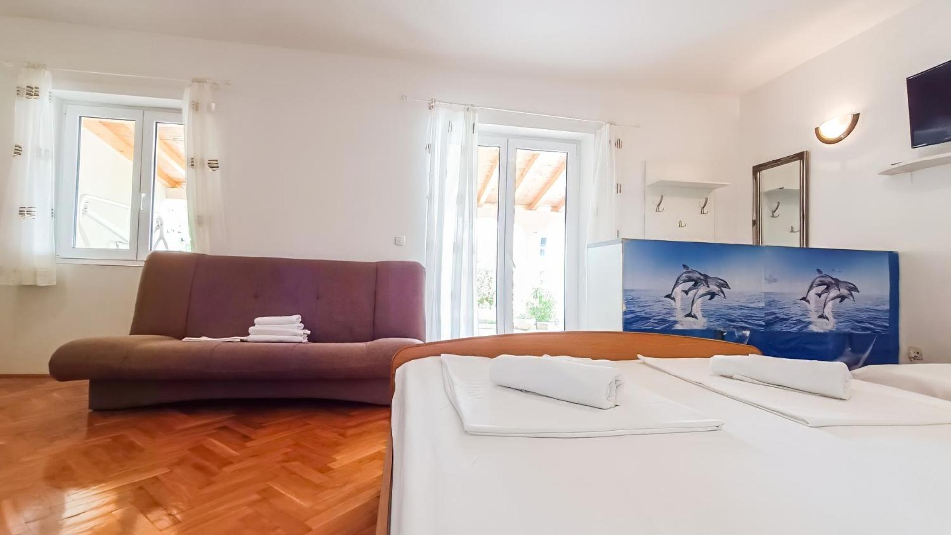 Apartment Huanita Promajna Bagian luar foto
